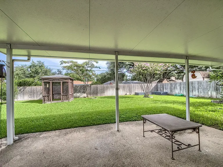 3106 Manila Dr — Photo 26