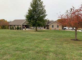 3560 Eagle Crest Dr, Palmyra, MO 63461