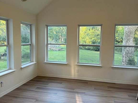 4th image of 612 Cattle Dr #A