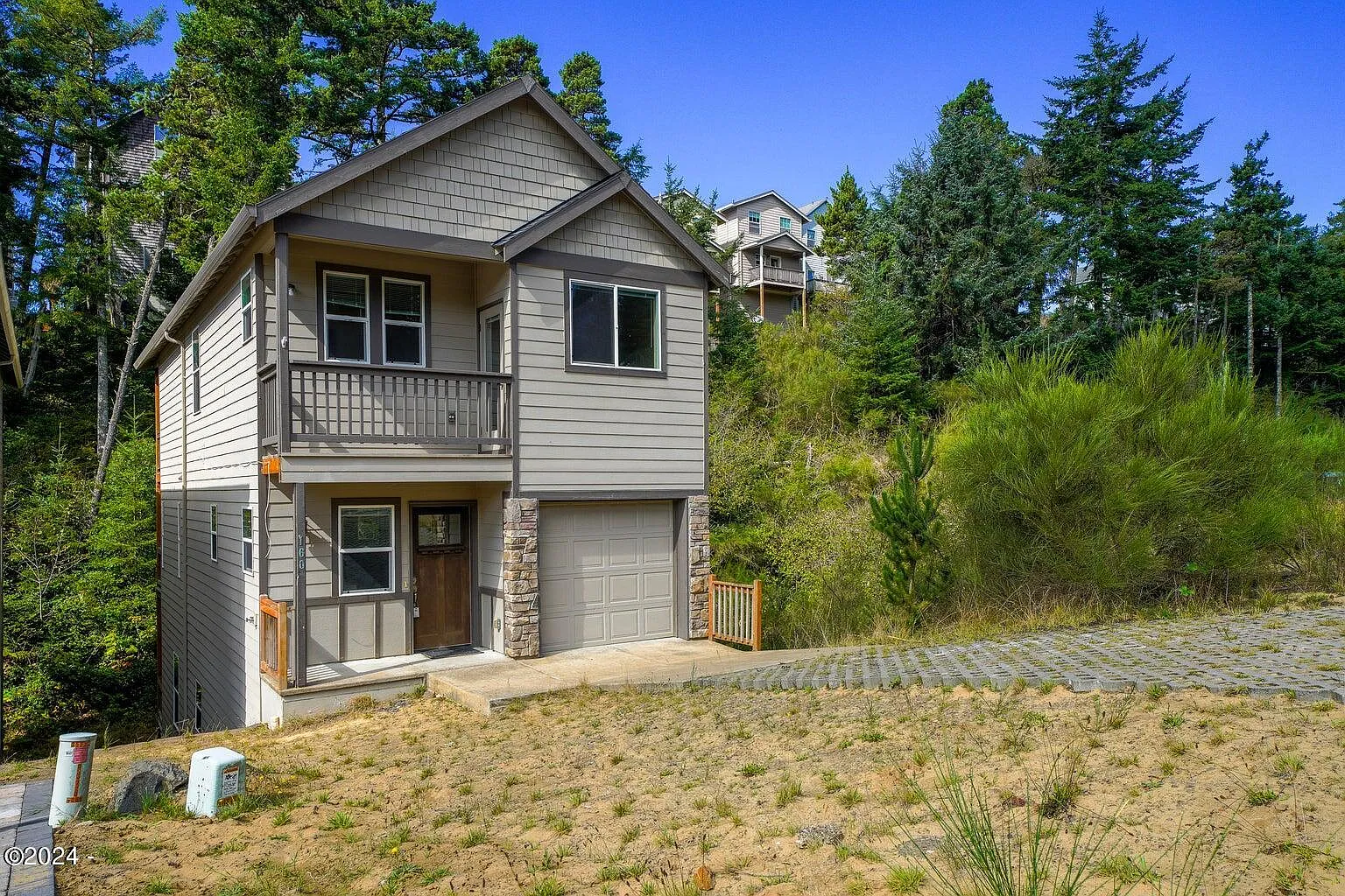 160 Breezee Way photo 1