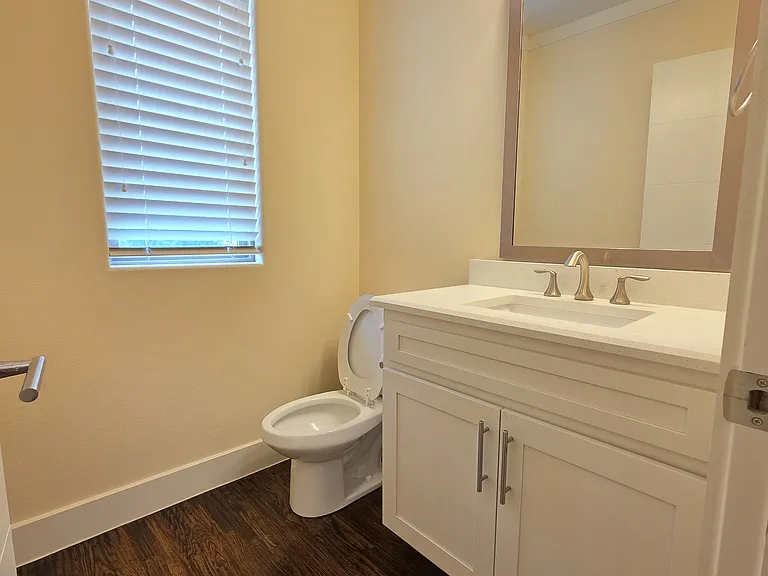 5905 Ross Ave #5 — Photo 13