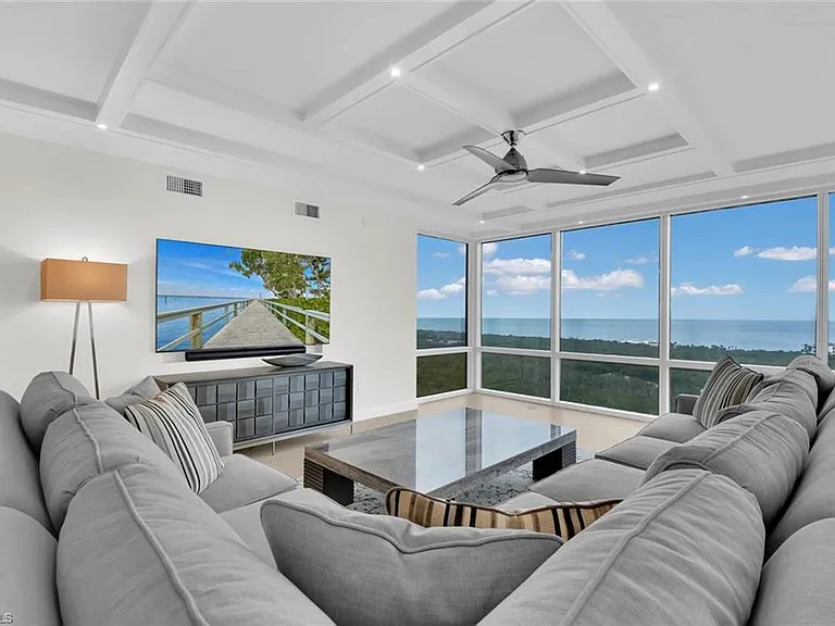 7515 Pelican Bay Blvd #17D — Photo 1