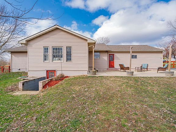 5th image of 254 Kelly Dr