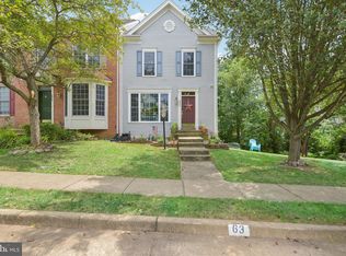 8905 Stable Forest Pl, Bristow, VA 20136