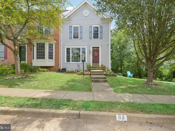 8905 Stable Forest Pl, Bristow, VA 20136