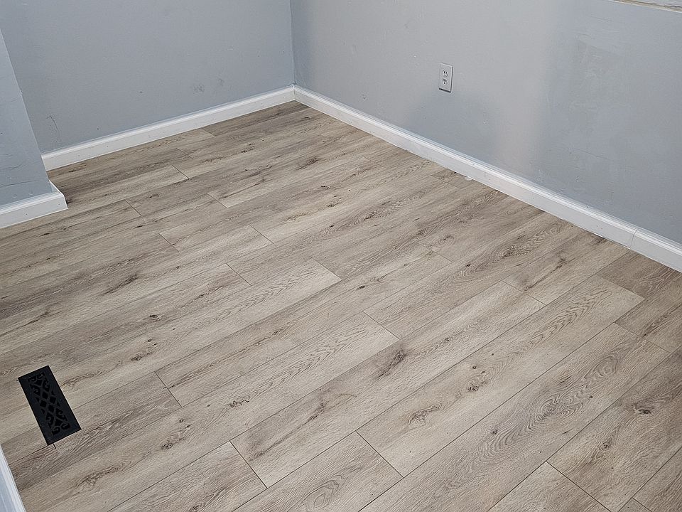2nd image of 323 1st St #1