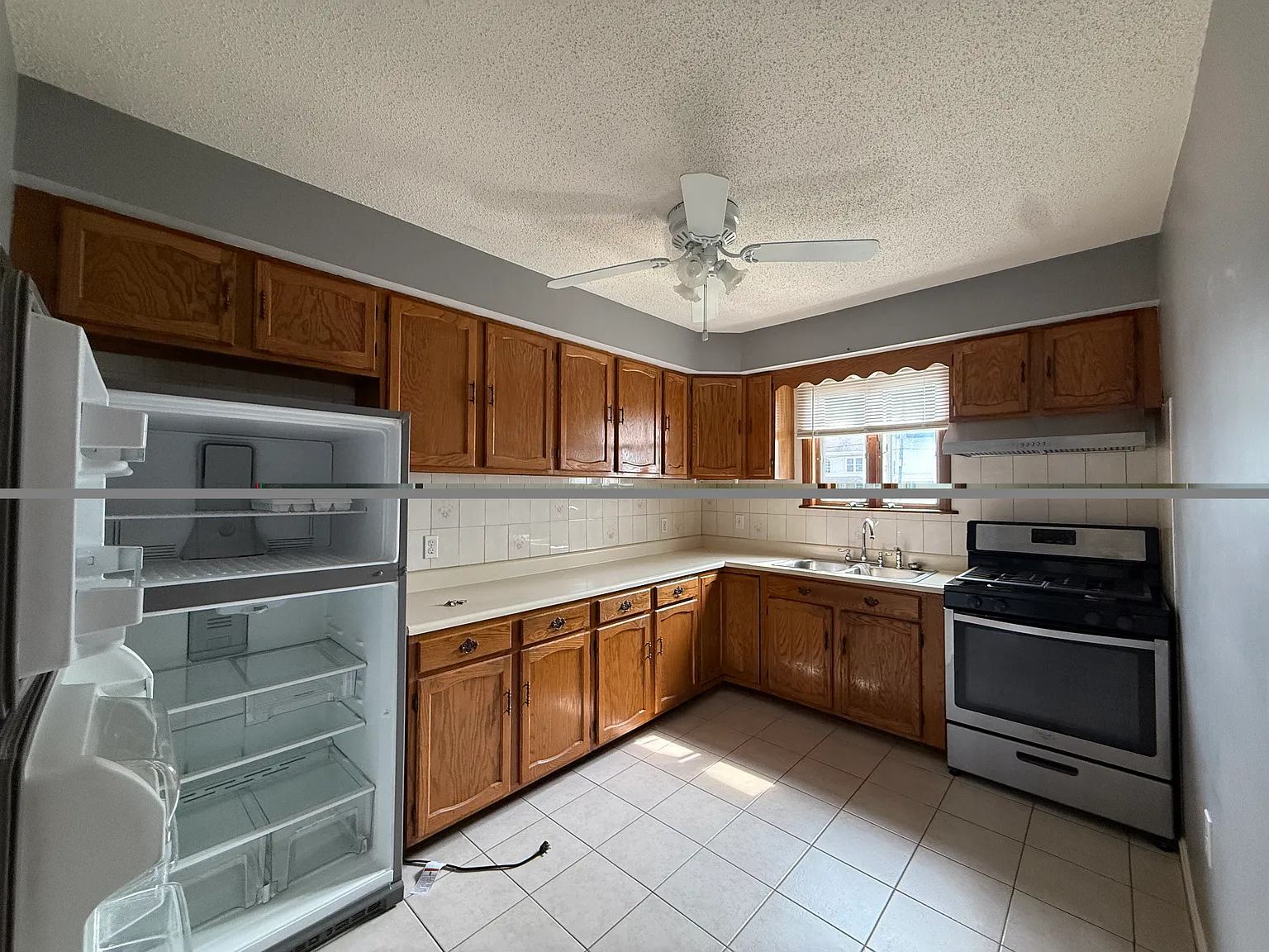 1 bed, 650 sqft, $1,000 — Photo 4