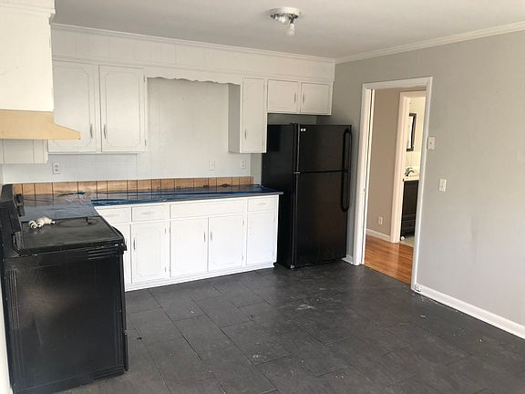 4th image of 6533B Thunderbird Dr #B