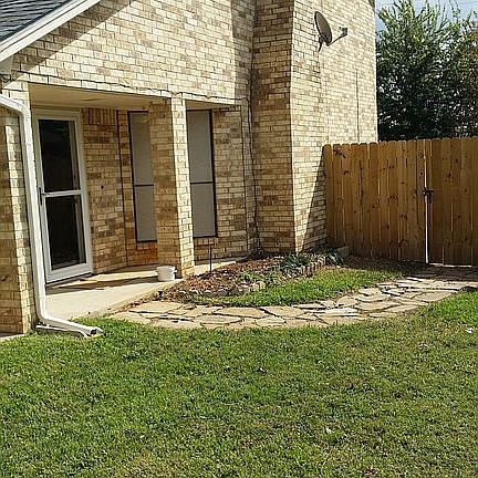 2nd image of 211 Mountainview Dr