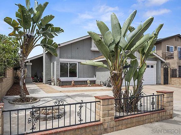 3rd image of 1642 Planicie Way