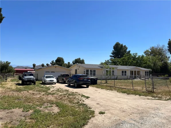 19120 Elena Dr, Lake Elsinore, CA 92530