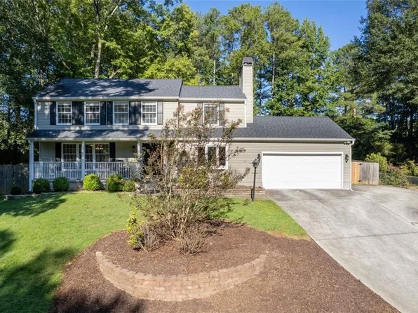 271 Cross Gate Dr, Marietta, GA 30068