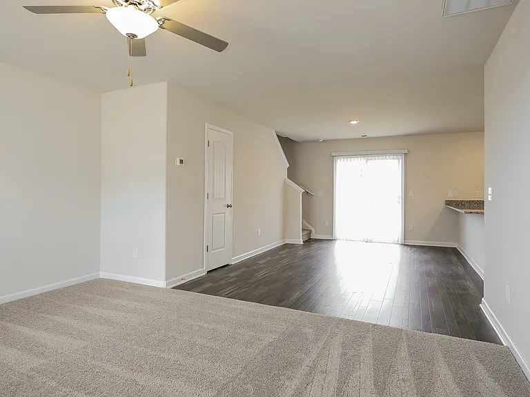 6091 Mason Tucker Dr — Photo 4
