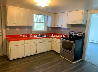 95 Center St APT 2, Bangor, ME 04401