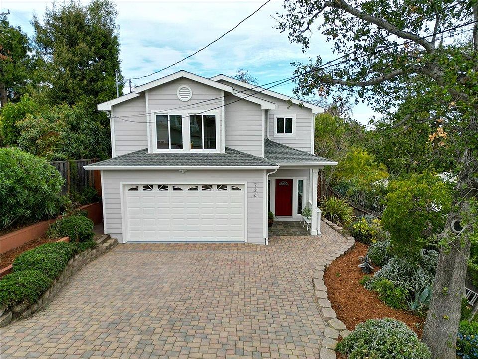 1st image of 726 Hillcrest Dr