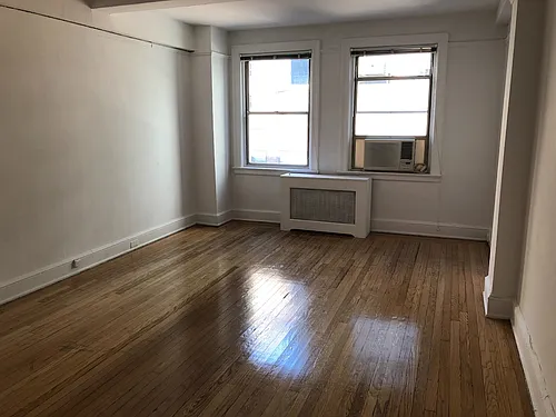 150 E 39th St #1405 Photo 1