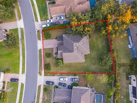 2nd image of 891 Cavan Dr