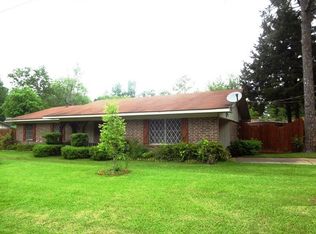 1648 Suzanne Ln, Natchitoches, LA 71457