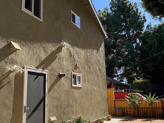 2nd image of 2234 Virginia Ave APT 1