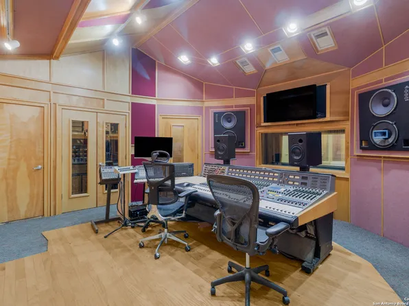 25802 Hazy Hollow, San Antonio, TX 78255