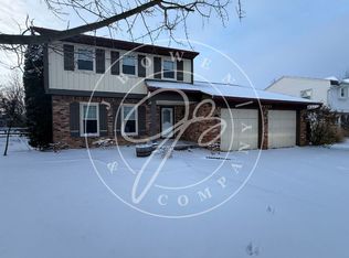 26717 Sheringham Rd, Perrysburg, OH 43551