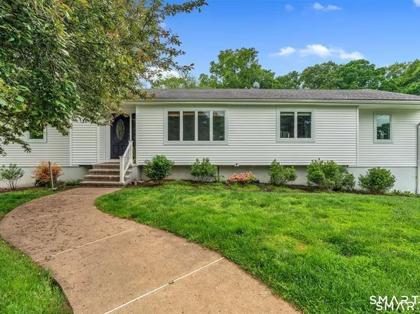 37 Woodside Drive, Branford, CT 06405