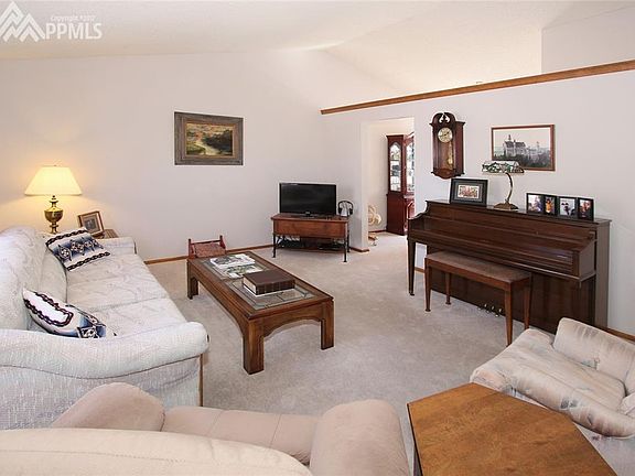 Vaulted Ceilings through out Main Level.
