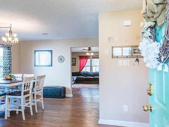 5th image of 908 Applecross Dr