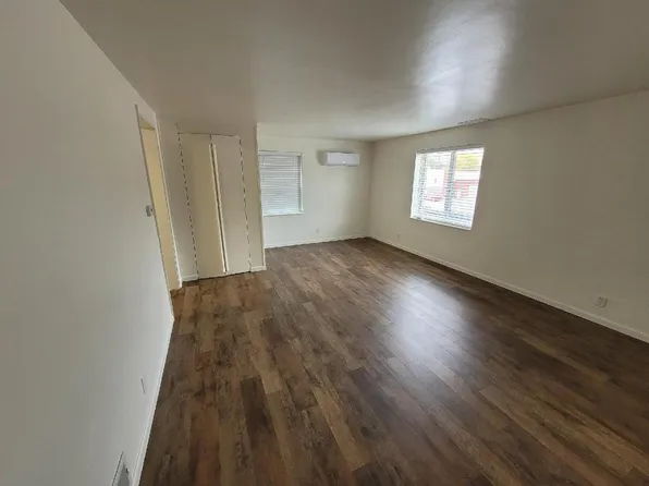 335 W Saginaw Rd #1, Sanford, MI 48657