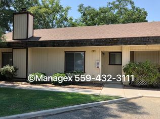 1325 4th St APT 2, Clovis, CA 93612