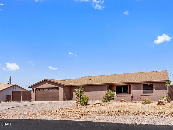 3rd image of 3625 Stanford Dr