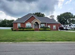 129 Roberts Creek Cir, Manchester, TN 37355