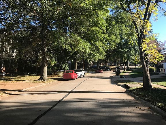5th image of 7122 Tall Oak Dr