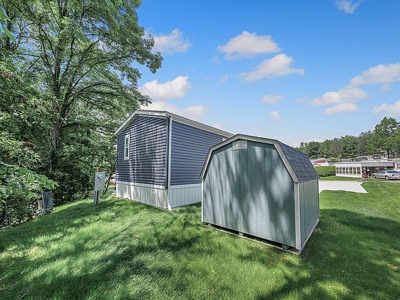 Exterior Image-2-FAIRMOUNT HOMES 78 Fohl Village