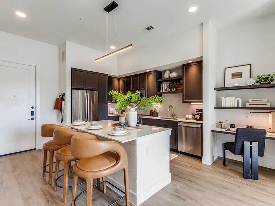 Pearl Bee Cave | Bee Cave, Texas | New Apartment Homes