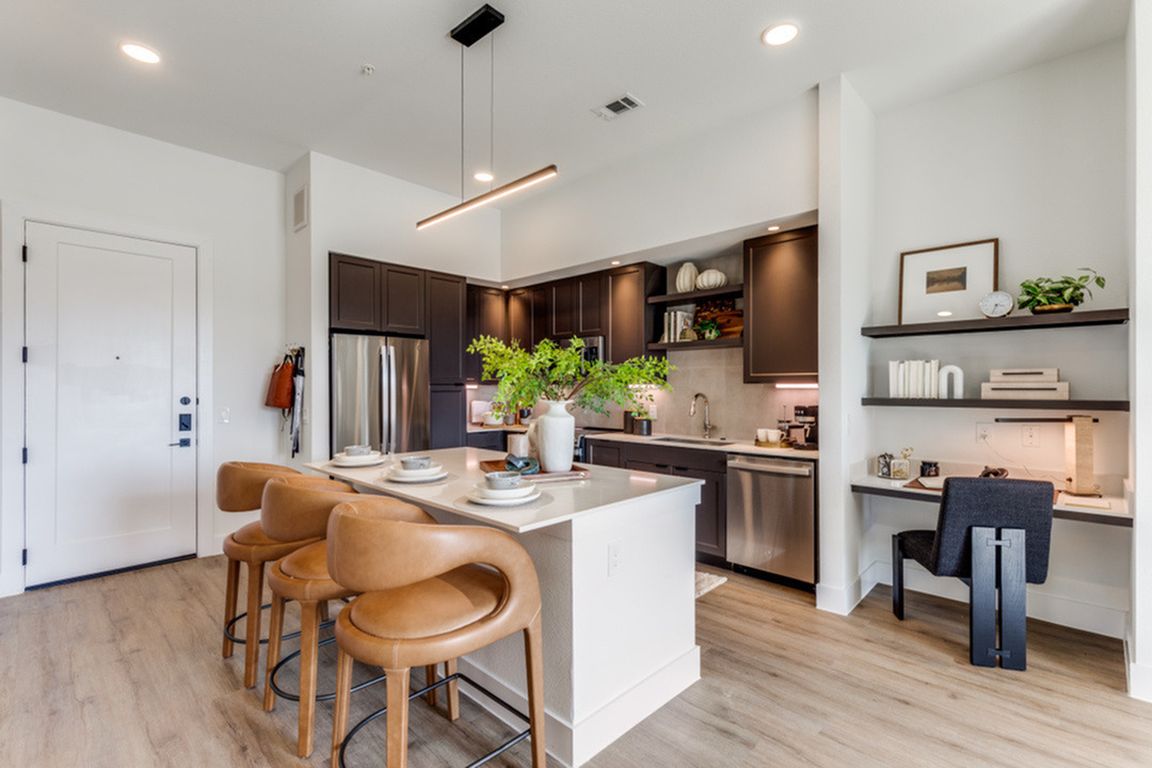 Pearl Bee Cave | Bee Cave, Texas | New Apartment Homes