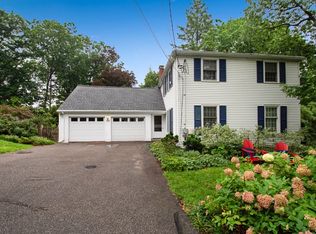 179 Paul Revere Rd, Needham, MA 02494