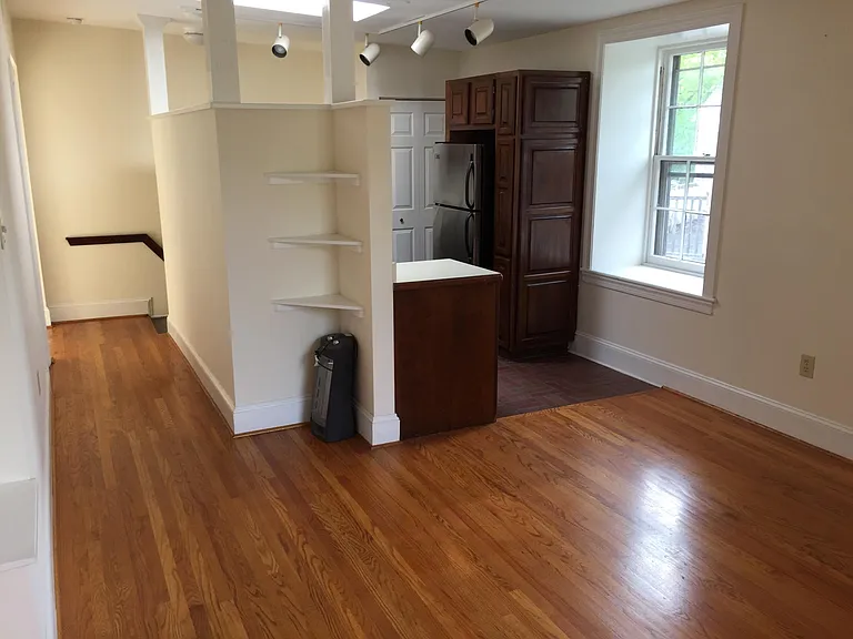 16 E Hartwell Ln #2 — Photo 13