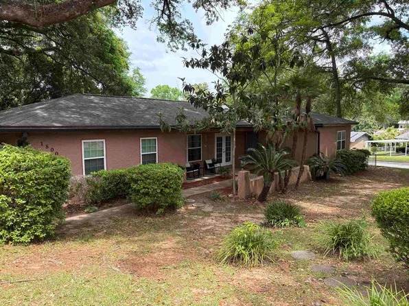 1800 Salmon Dr, Tallahassee, FL 32303