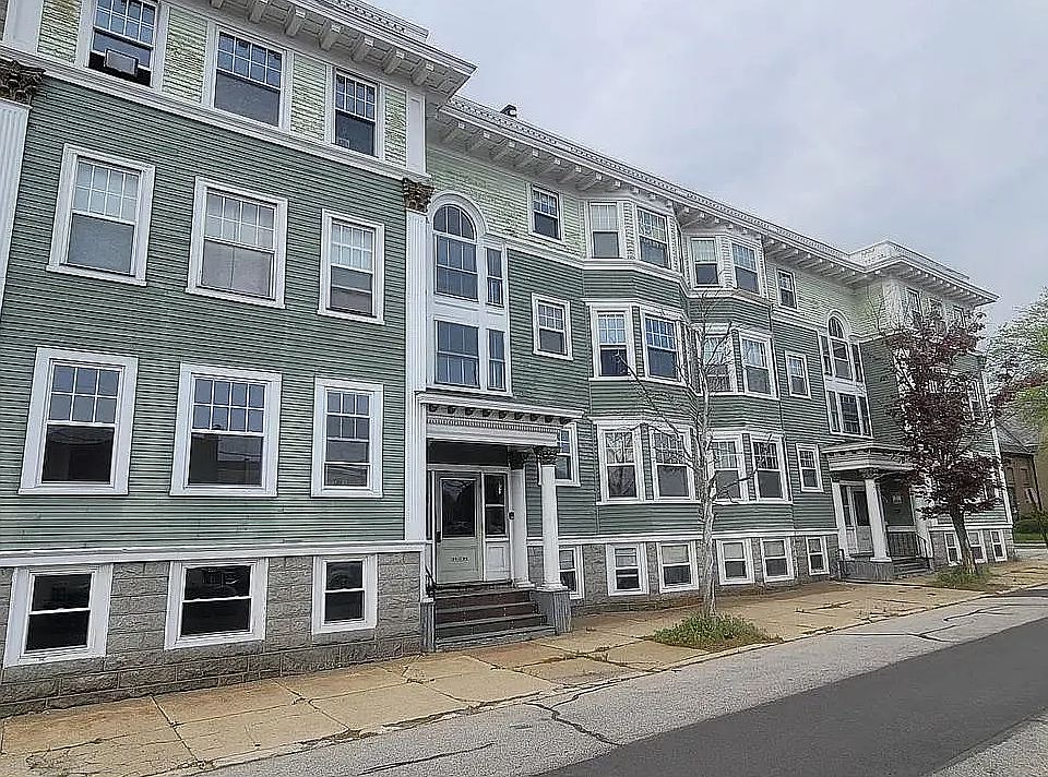 1st image of 8 Harrison St