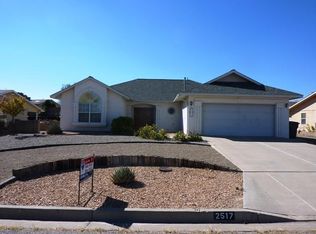 2517 Twin Buttes Dr NE, Rio Rancho, NM 87144