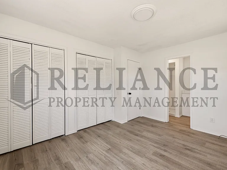 322 S Jonathan St — Photo 34