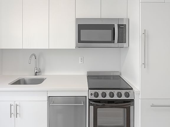 2nd image of 166 W 75th St APT 1102
