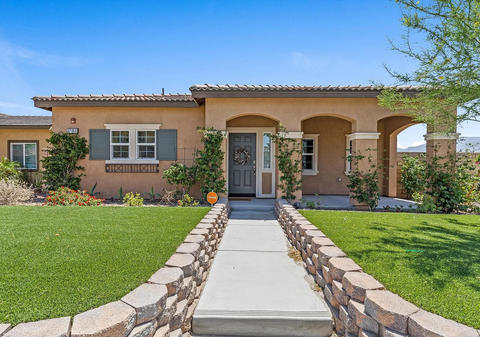 Elegant Corner-Lot Home in the Verano Community 3 Bed/2 Bath — Photo 1