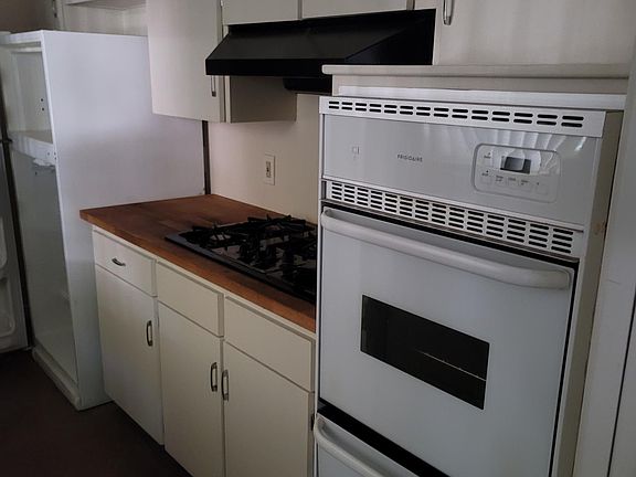 3rd image of 330 W Medlock Dr APT 109