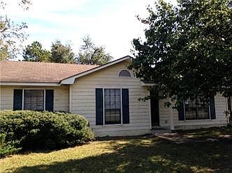 2nd image of 1004 Gate Cir