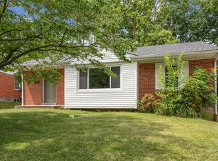 2021 W Adams St, Saint Charles, MO 63301