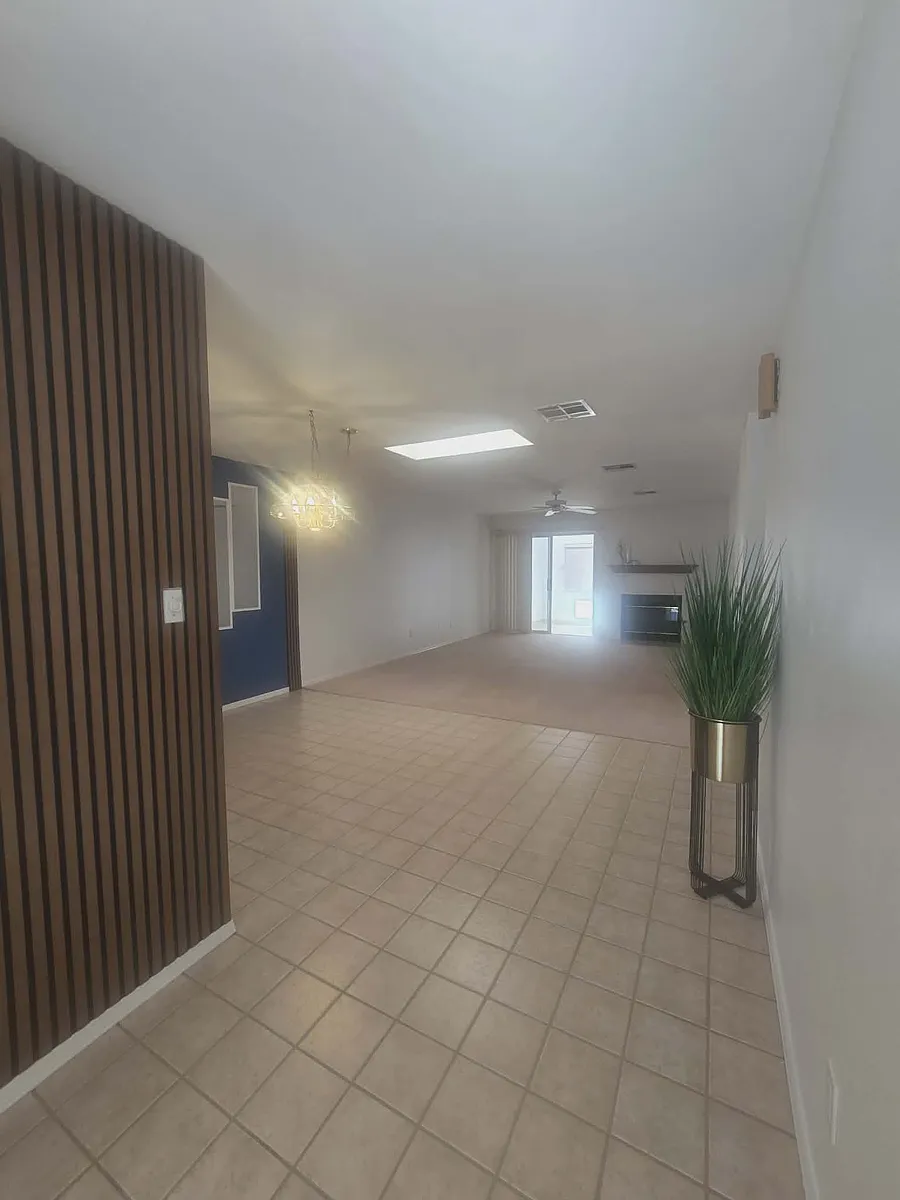 Building Photo - 3107 Hillrise Dr