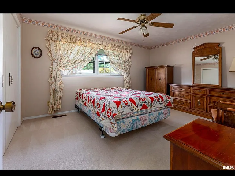 103 Boswell Rd — Photo 18