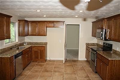 2nd image of 3130 E Wilshire Dr